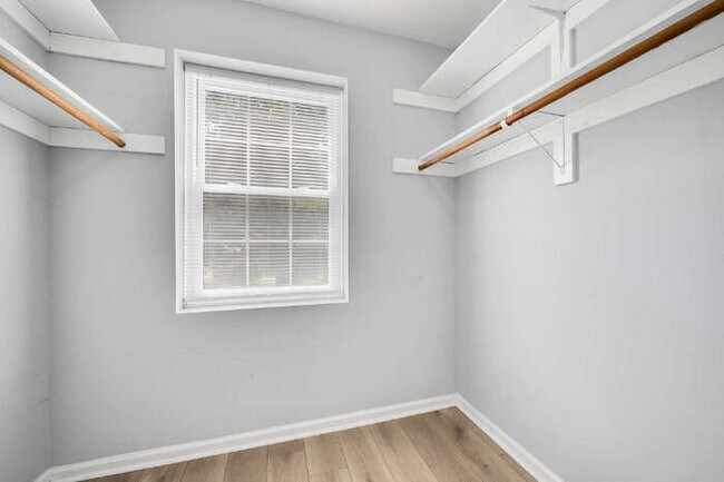 Building Photo - Spacious 4 Bedroom Home in Midlothian – Available August 15th – $3,000/mo