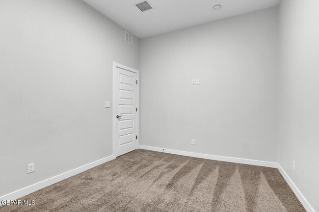 Building Photo - 13405 Emerald Glass Dr
