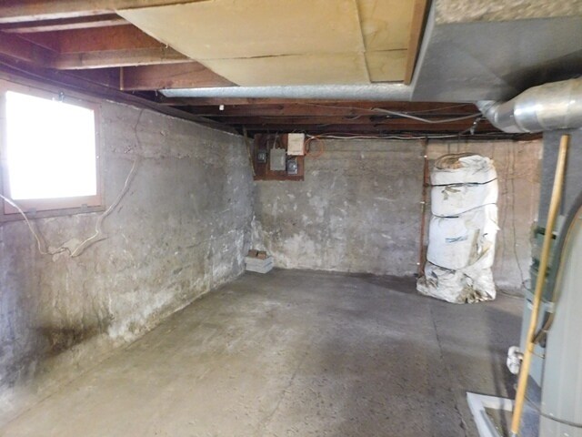 Building Photo - 3Bd/1Ba Single Story House w/ Basement - A...