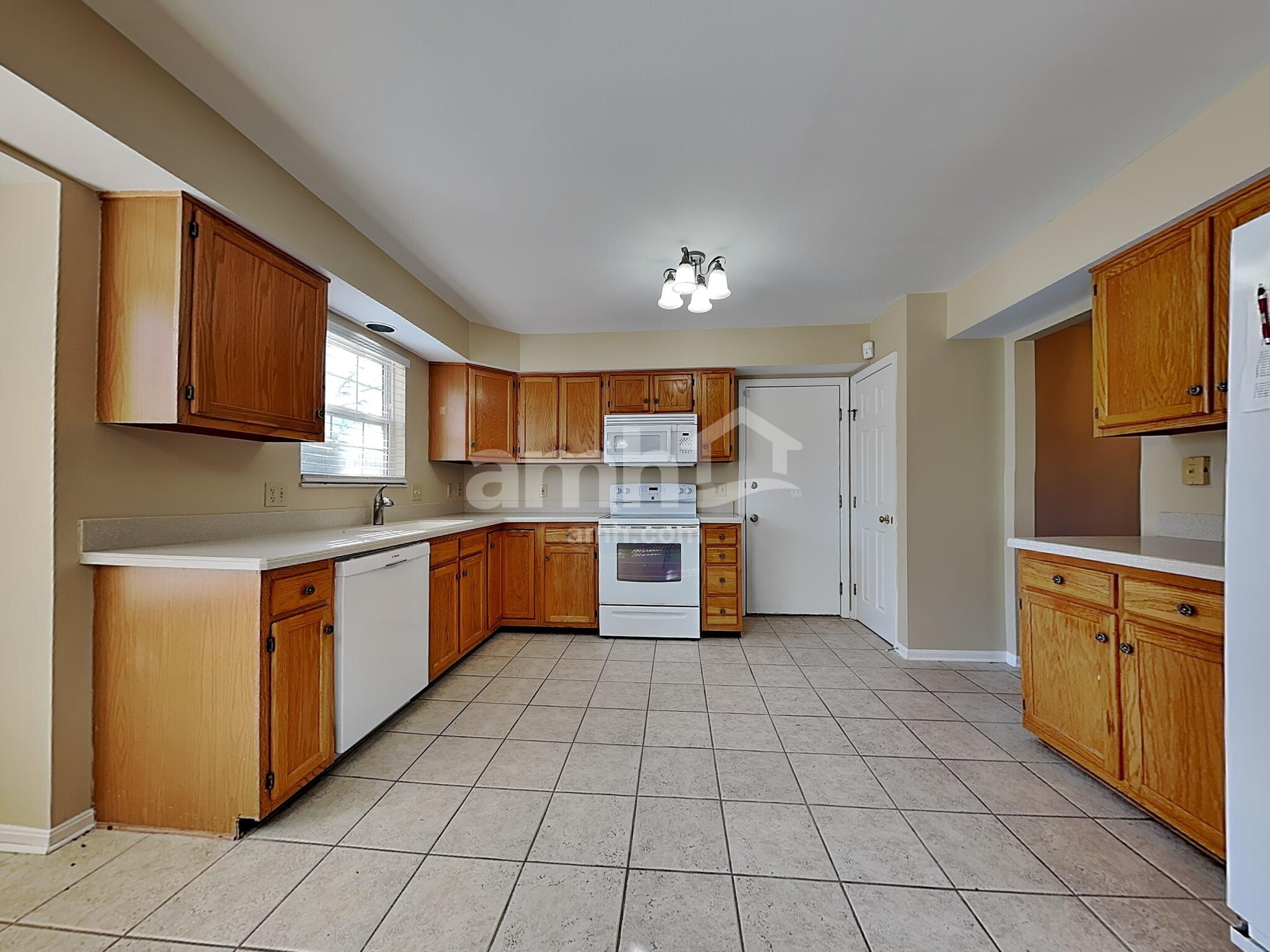 Building Photo - 1813 Bell Tower Cir