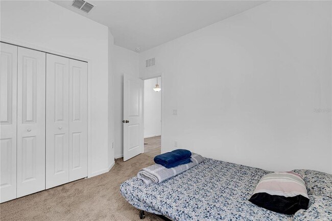 Building Photo - 5920 Catamaran Ave