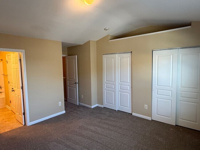 Building Photo - 13725 Calloway Glen Dr