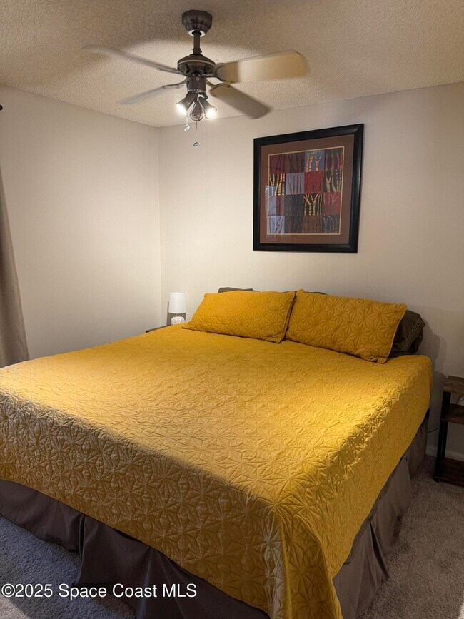 Building Photo - 2201 Appalachian Dr