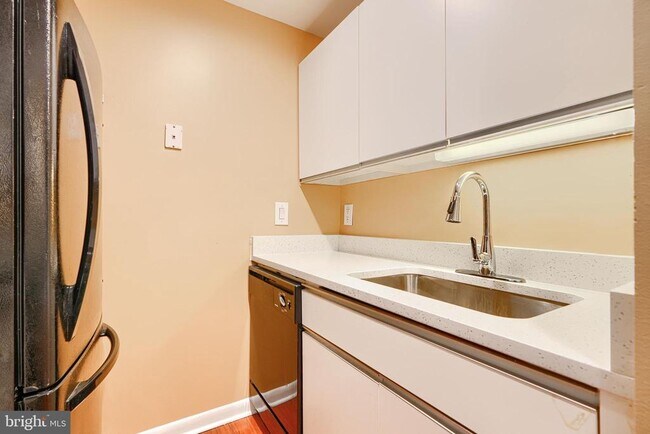 Building Photo - 2639 Boston St