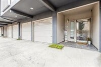Building Photo - 1323 St Joseph St