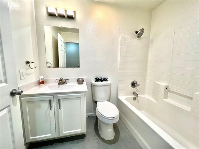 Building Photo - 6654 Cool Morn Dr