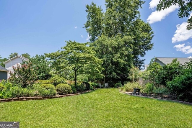 Building Photo - 1140 Mitsy Forest Dr NE