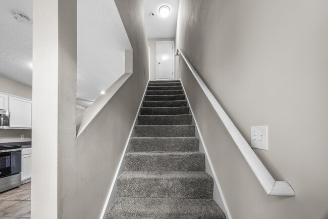 Building Photo - 1806 Shay-Lin Ct