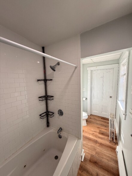 Building Photo - 110 Prospect St