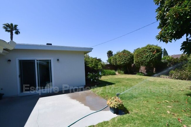 Building Photo - 1709 Ciprian Ave
