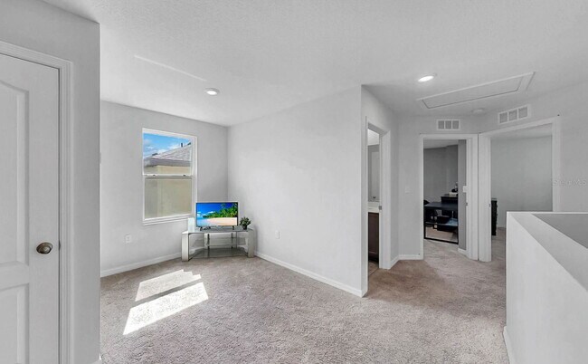 Building Photo - 5453 Fez Ct