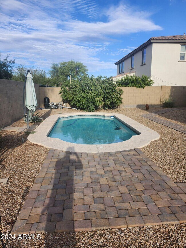 Building Photo - 19750 E Apricot Ct