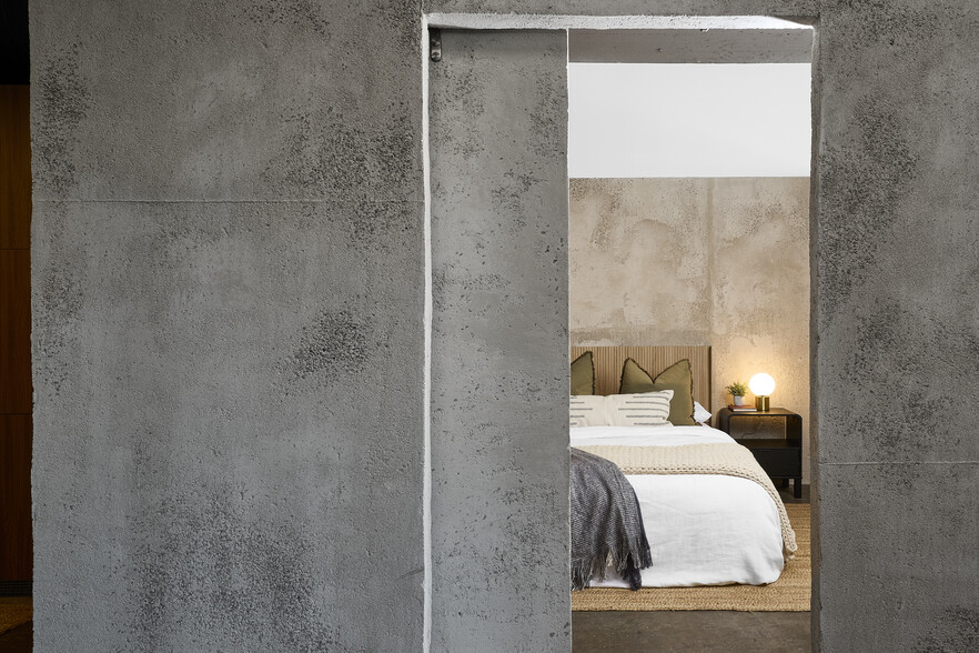 Building Photo - 1855 Industrial St