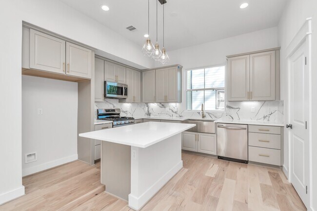 Building Photo - 5410 Wheatley St