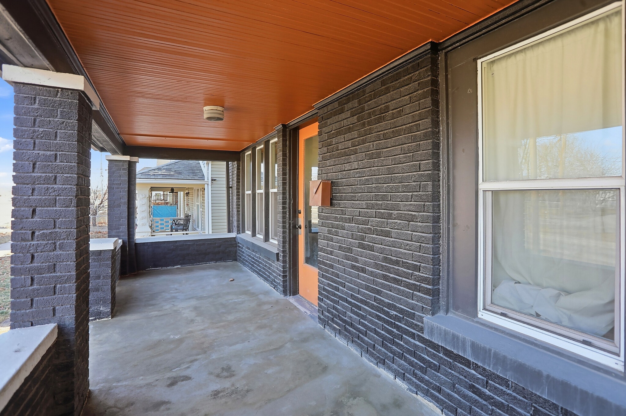 Building Photo - 941 E Raymond St