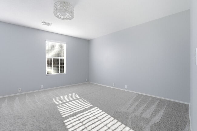 Building Photo - 29702 Sullivan Oaks Dr