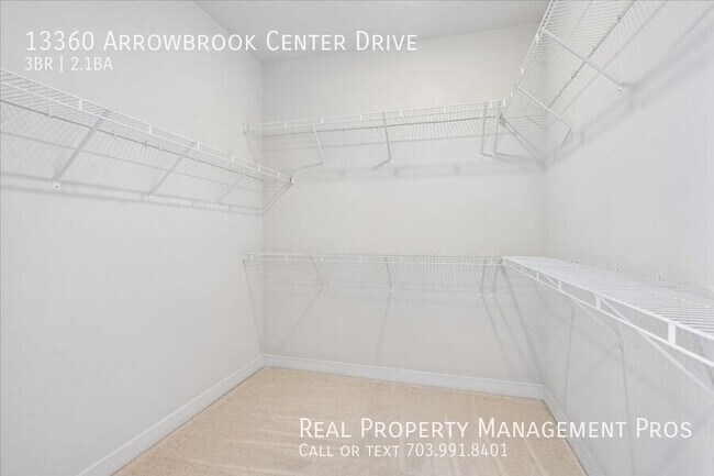 Building Photo - 13360 Arrowbrook Centre Dr