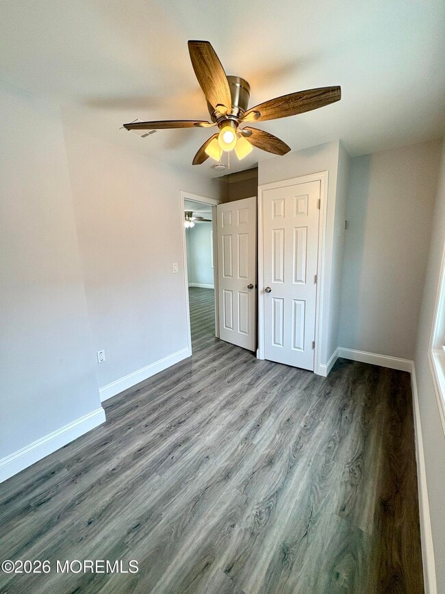 Building Photo - 711 McKinley Ave