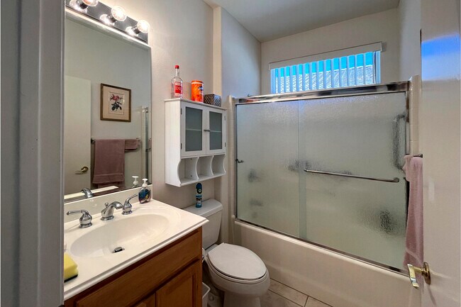 Building Photo - 78984 Spirito Ct