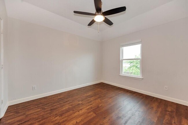 Building Photo - 11634 Peachwood Lake Dr