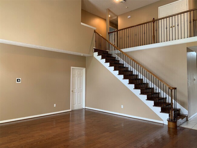 Building Photo - 20703 Riviere Ln