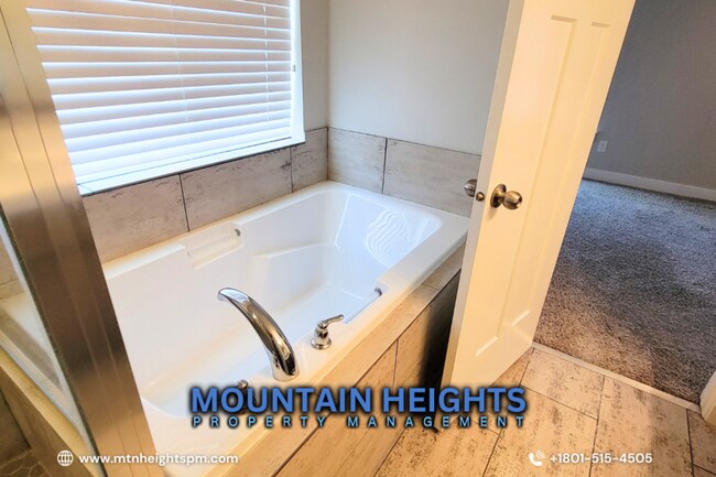 Building Photo - 11053 Becks Bend Ln