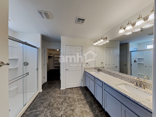 Building Photo - 12235 W Fianchetto Dr