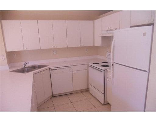 Building Photo - 6940 NW 179th St