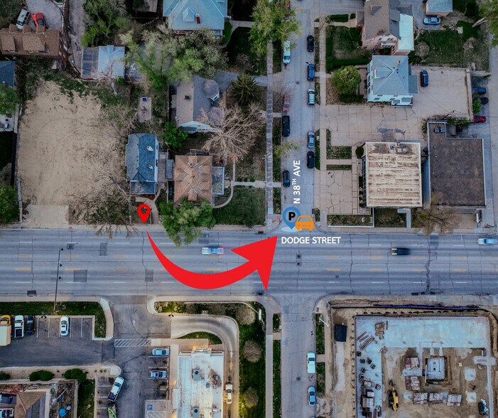 Building Photo - 3860 Dodge St