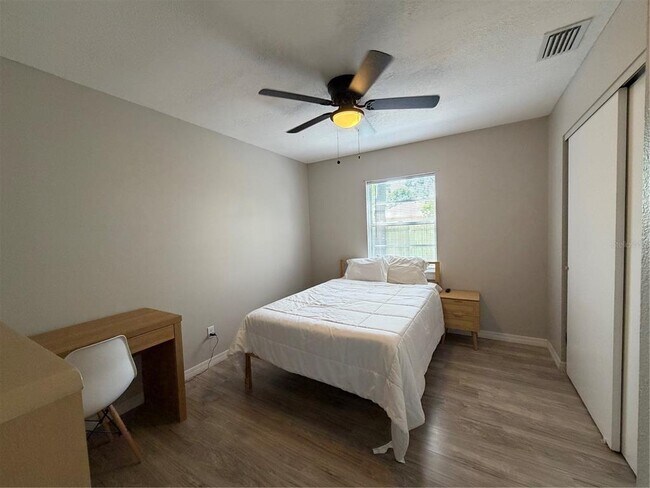 Building Photo - 1720 W Arch St