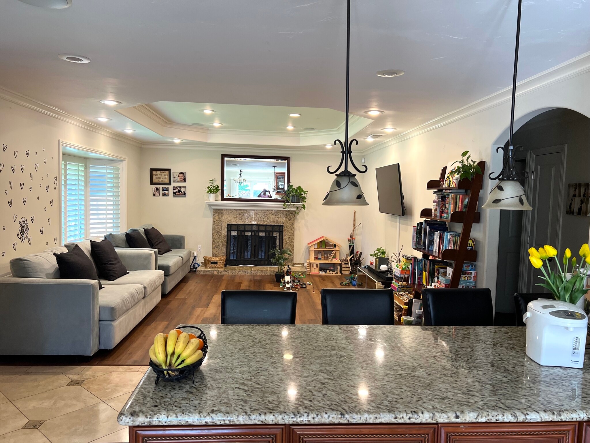 Living Room w/New Flooring - 2378 Villanova Rd