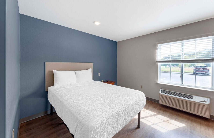 Building Photo - Furnished Studio-Birmingham - Bessemer
