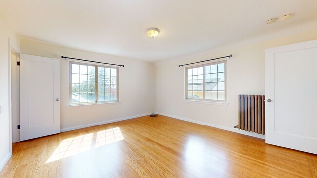 Building Photo - Beautiful Home Available In North Berkeley!