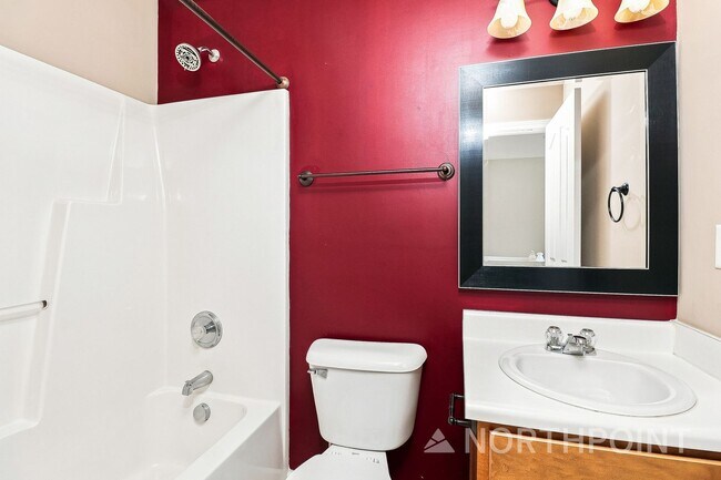Building Photo - 9311 Greenheather Dr