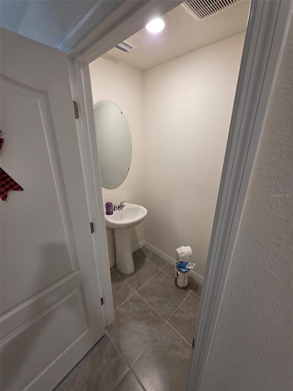 Building Photo - 2910 Hudson Hammock Wy