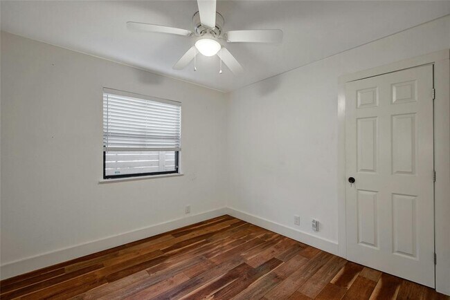 Building Photo - 6803 Santos St