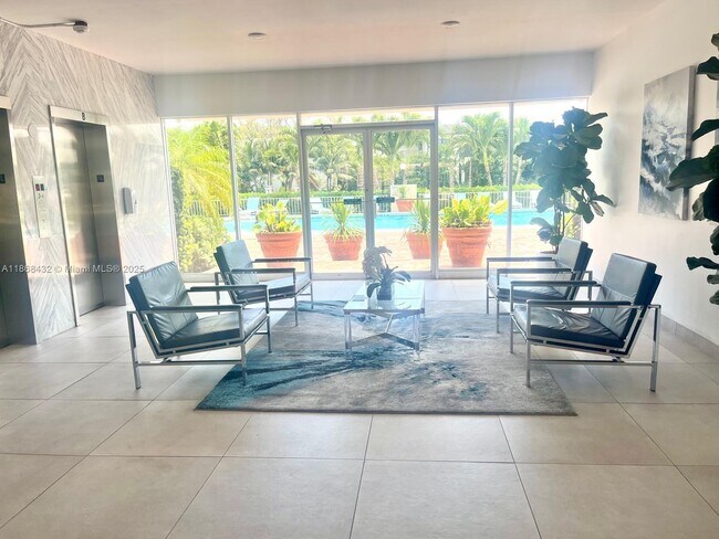 Building Photo - 401 Golden Isles Dr