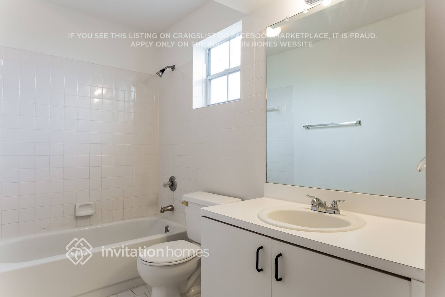 Building Photo - 2031 NW 190th Ave