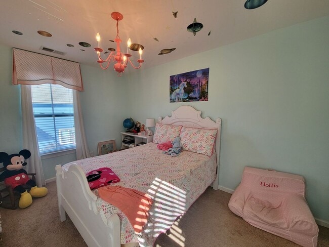 Building Photo - Lovely 3 bedroom, 3.5 bath home in Nellief...
