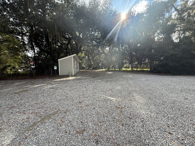 Building Photo - 1105 13th St