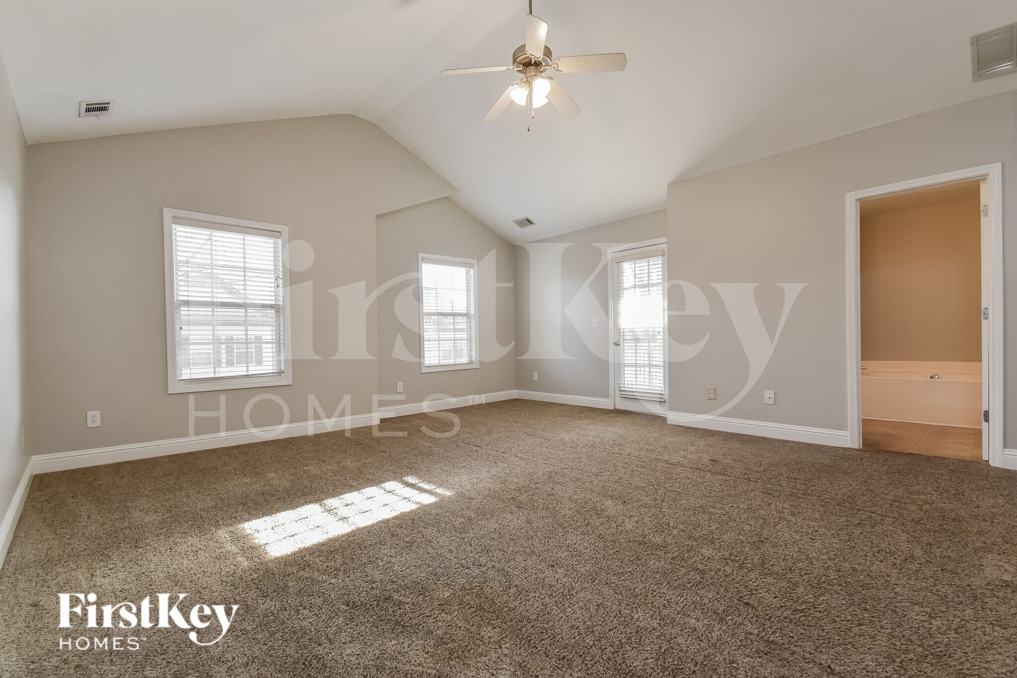 Building Photo - 5681 Apple Grove Rd NE