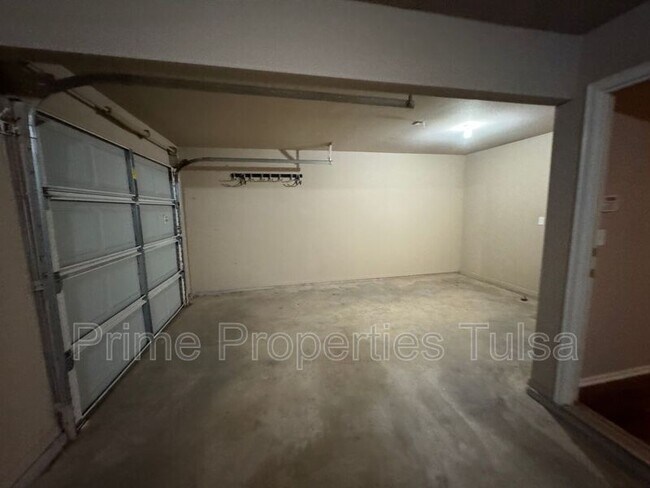 Building Photo - 13960 S 90th E Ave