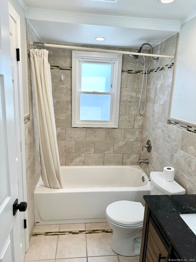 Building Photo - 46 Vance Rd