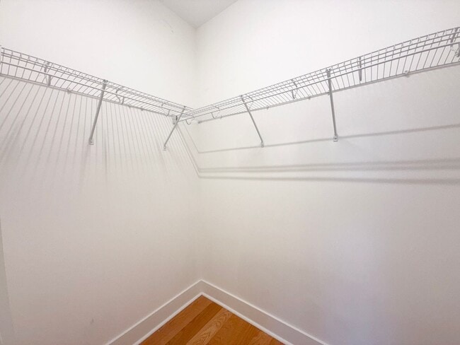 Building Photo - 4-Bedroom Home with Pool Access and Stainless Steel Appliances Near Downtown Cookeville