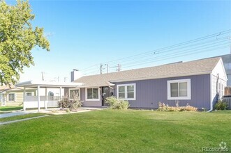 Building Photo - 2848 S Grape Way