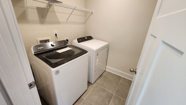 Building Photo - Simpsonville/Greenville- Alston Chase - BR...