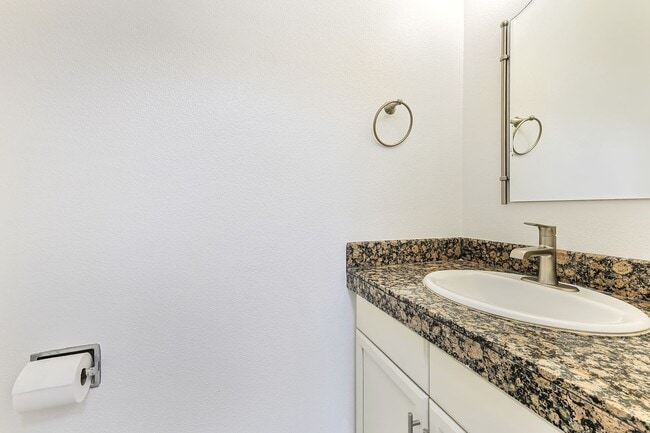 Building Photo - Massive Remodeled Tri-Level Near ASU with Diving Pool