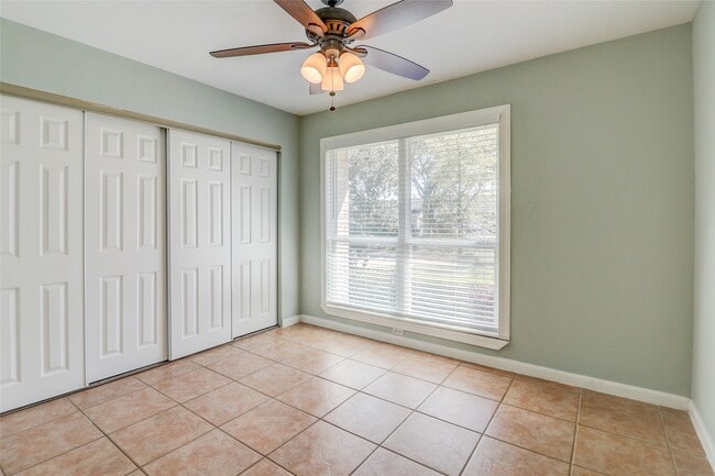 Building Photo - 17010 Cairnladdie St