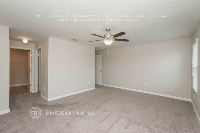 Building Photo - 10619 Lake Montauk Dr