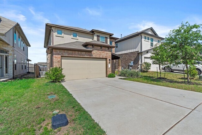 Building Photo - 520 Betty Ann Wy